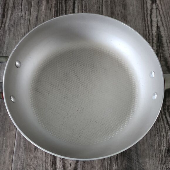 Ayesha Curry Home Collection Porcelain Enamel Nonstick Covered Deep Sienna Red - Picture 3 of 4